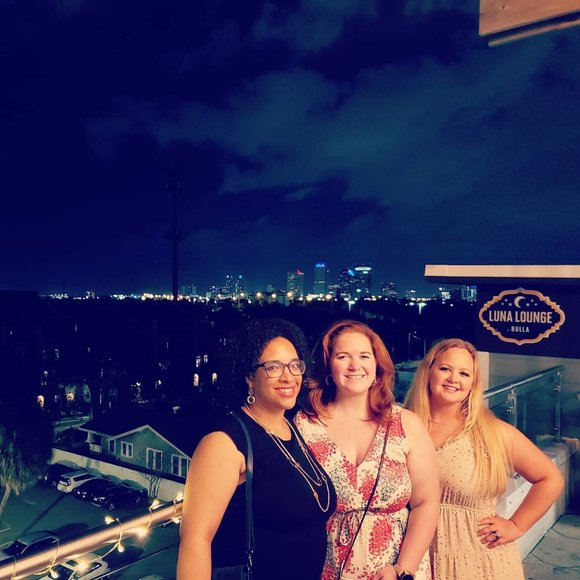 Meet your Posher, Emily - Picture 5 of 9